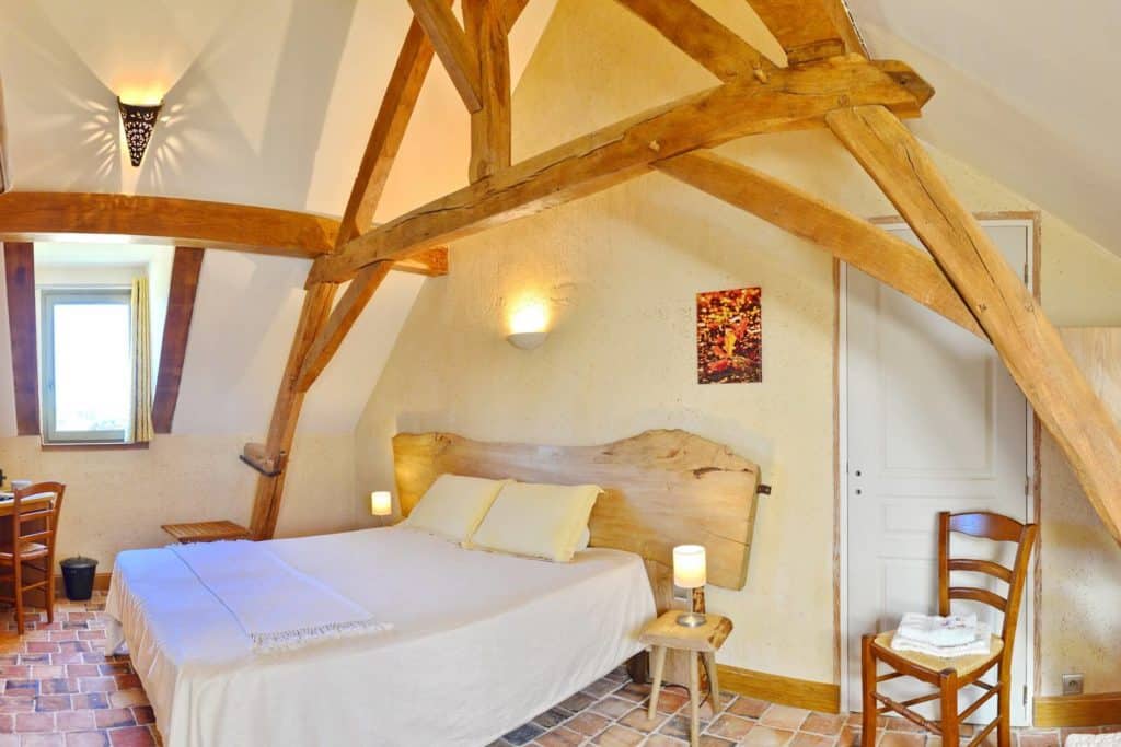 Chambre automne vue de la porte - gîte rural de Haute Forêt en Vallée du Loir